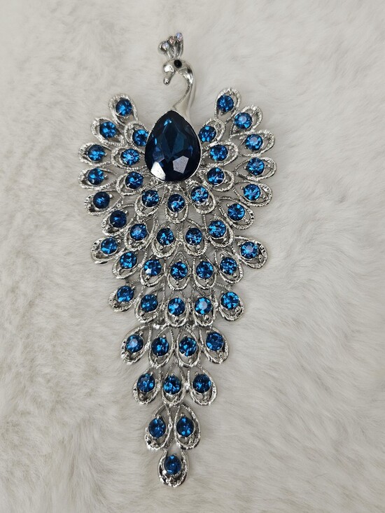No Brand Jewelry - Vintage Style Blue Crystal Peacock Brooch Pendant